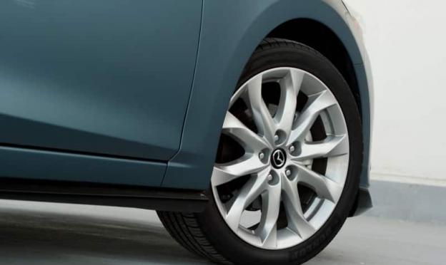 О разболтовке и размерах колес для Мазда (Mazda) Мазда 3 центральное отверстие диска